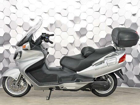2005 Suzuki Burgman (SkyWave) 650, серебристый, 499000 рублей, вид 4