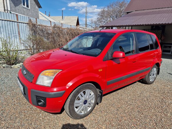 2007 Ford Fusion I Рестайлинг, красный, 350000 рублей - вид 1