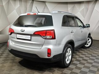 2013 Kia Sorento II Рестайлинг, серебристый, 1150000 рублей, вид 2