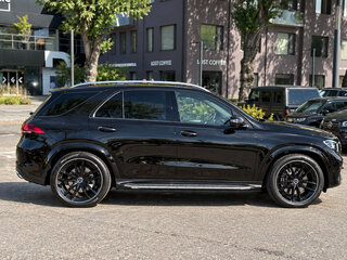2026 Mercedes-Benz GLE 450 d II (V167) Рестайлинг 2, чёрный, 19200000 рублей, вид 2