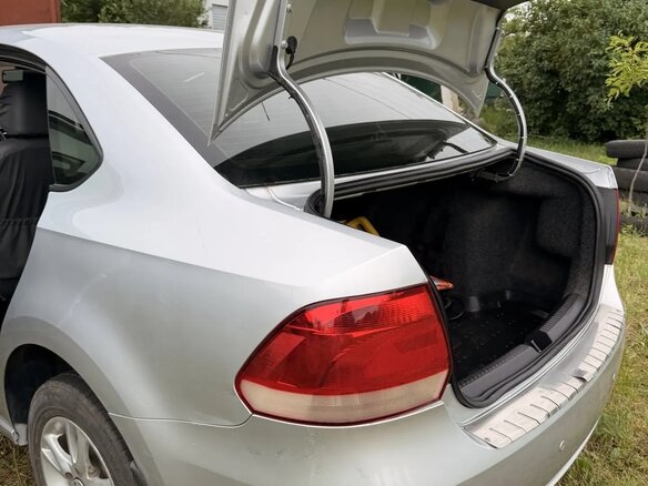 2012 Volkswagen Polo V, серебристый - вид 11
