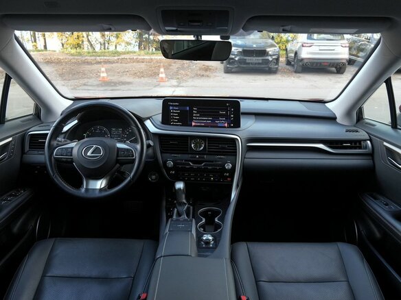 2022 Lexus RX 300 IV Рестайлинг, красный, 5850000 рублей - вид 14