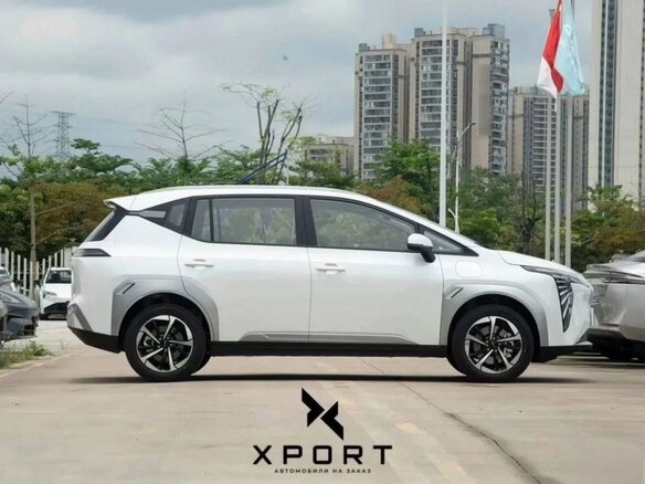 2026 Aion Y Plus 51.9 kWh, белый, 2090000 рублей - вид 4