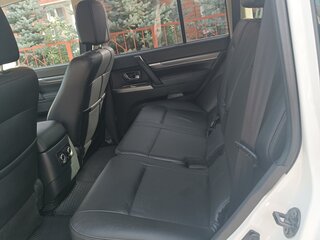 2015 Mitsubishi Pajero IV Рестайлинг 2, белый, 3800000 рублей, вид 5