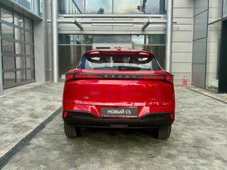 2026 Omoda C5 II, красный, 2779000 рублей, вид 4