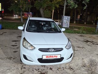 2011 Hyundai Solaris I, белый, 400000 рублей, вид 1