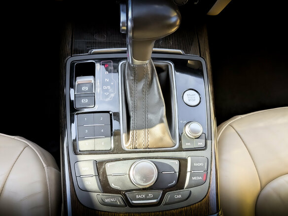 2014 Audi A6 IV (C7), чёрный, 1550000 рублей - вид 25