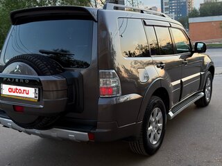 2012 Mitsubishi Pajero IV Рестайлинг 1, коричневый, 1800000 рублей, вид 5