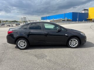 2014 Opel Astra J Рестайлинг, чёрный, 600000 рублей, вид 5