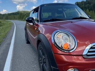 2010 Mini Hatch Cooper II (R56) Рестайлинг, оранжевый, 970000 рублей, вид 4