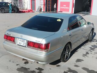 2002 Toyota Crown XI (S170), серебристый, 900000 рублей, вид 4