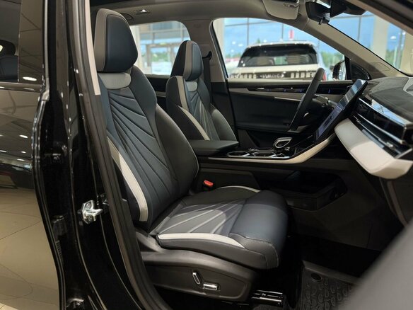 2026 Geely Atlas II, серебристый - вид 16
