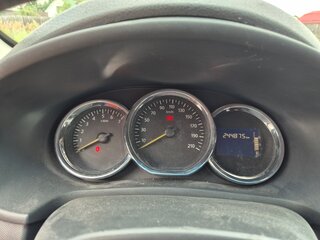 2015 Renault Logan II, синий, 530000 рублей, вид 3