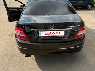 2008 Mercedes-Benz C-Класс 200 III (W204), чёрный, 800000 рублей, вид 2