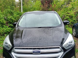 2017 Ford Kuga II Рестайлинг, чёрный, 1750000 рублей, вид 1