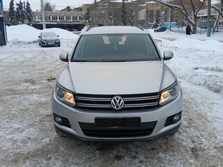 2011 Volkswagen Tiguan I Рестайлинг, серебристый, 1050000 рублей, вид 3