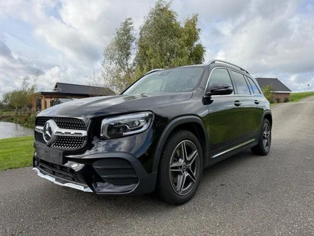 2021 Mercedes-Benz GLB 180 I (X247), чёрный, 3190000 рублей, вид 1