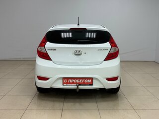 2012 Hyundai Solaris I, белый, 525000 рублей, вид 5