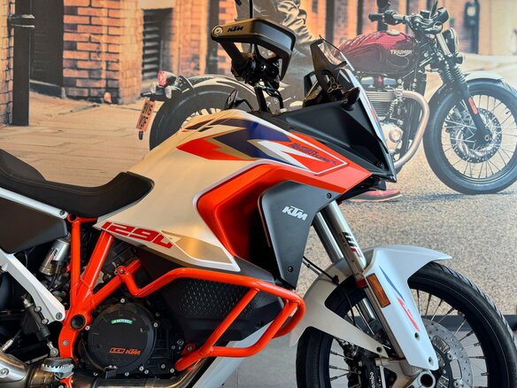 2024 KTM 1290 Super Adventure R, белый, 1920000 рублей - вид 5