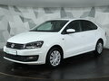 2016 Volkswagen Polo V Рестайлинг, белый, 849000 рублей
