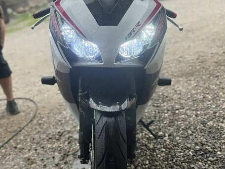 2014 Honda CBR 1000 RR/RA Fireblade, белый, 600000 рублей, вид 1