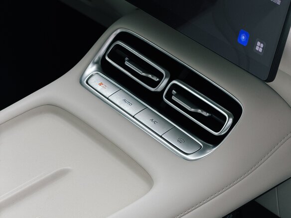 2026 Changan Qiyuan Q05 40.3 kWh II, серебристый, 2350000 рублей - вид 13