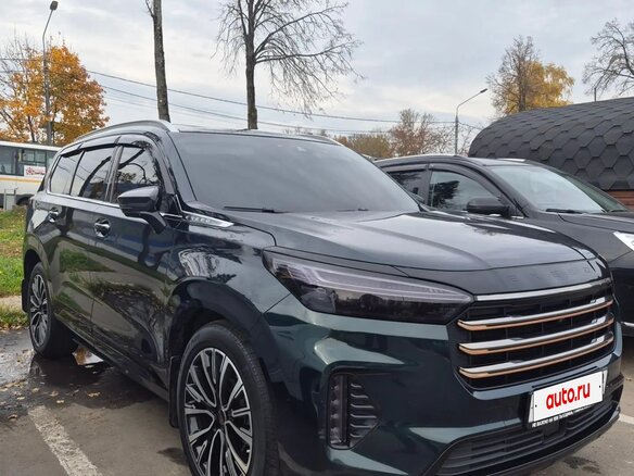 2023 Exeed VX I, зелёный, 2800000 рублей - вид 2