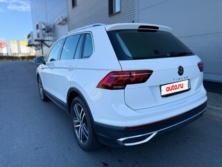 2022 Volkswagen Tiguan II Рестайлинг, белый, 3630236 рублей, вид 5