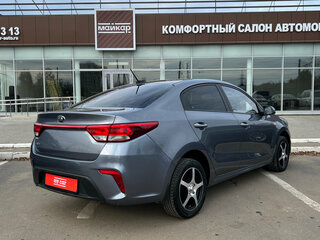 2018 Kia Rio IV, серый, 1260000 рублей, вид 4