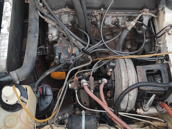 1992 Lada (ВАЗ) 2121 (4x4) I, белый, 220000 рублей - вид 9