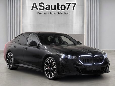 2025 BMW 5 серии 540d xDrive VIII (G60/G61/G68), чёрный, 13450000 рублей, вид 1