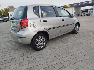 2002 Daewoo Kalos, серебристый, 330000 рублей, вид 2