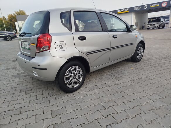 2002 Daewoo Kalos, серебристый - вид 3