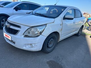 2013 Chevrolet Cobalt II, белый, 300000 рублей, вид 3