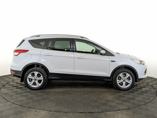 2016 Ford Kuga II, белый, 1500000 рублей, вид 4