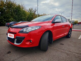 2011 Renault Megane III, красный, 750000 рублей, вид 3