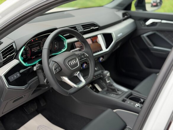 2026 Audi Q3 35 TFSI II (F3), белый, 3680000 рублей - вид 10