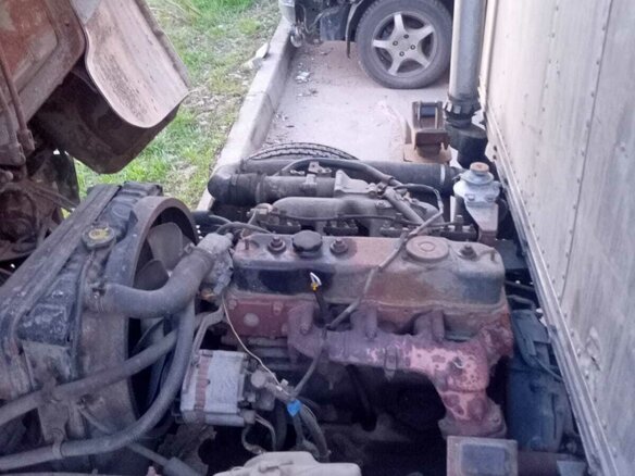 1992 Isuzu Elf (N-series), белый, 600000 рублей - вид 5