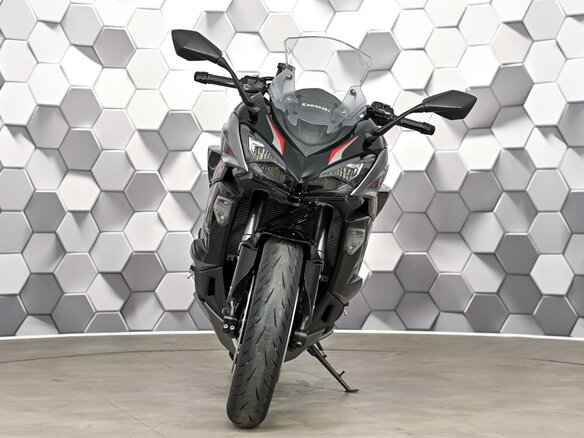 2024 Kawasaki Ninja 1000 SX, чёрный, 1477000 рублей - вид 4