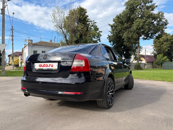 2012 Skoda Octavia II (A5) Рестайлинг, чёрный, 745000 рублей - вид 5