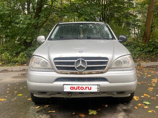 1998 Mercedes-Benz M-Класс 320 I (W163), серебристый, 349300 рублей, вид 2