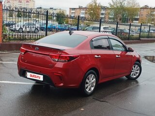 2017 Kia Rio IV, красный, 700000 рублей, вид 3