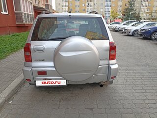 2001 Toyota RAV4 II (XA20), серебристый, 800000 рублей, вид 3