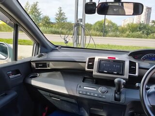 2010 Honda Freed Spike I Рестайлинг, серый, 850000 рублей, вид 4
