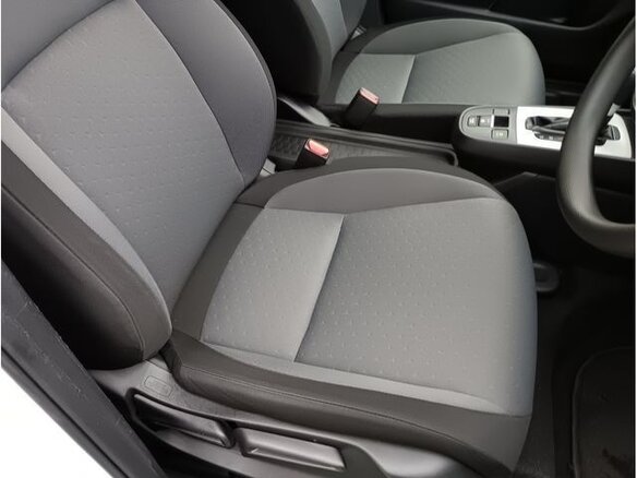 2024 Honda Fit IV Рестайлинг, белый, 1110014 рублей - вид 17