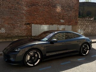 2021 Porsche Taycan 4S I, серый, 7500000 рублей, вид 1