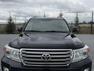 2014 Toyota Land Cruiser 200 Series Рестайлинг 1, чёрный, 5500000 рублей, вид 1