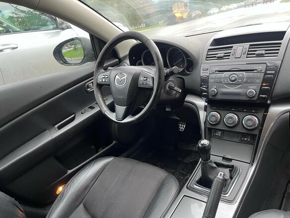 2010 Mazda 6 II (GH) Рестайлинг, чёрный, 750000 рублей - вид 8