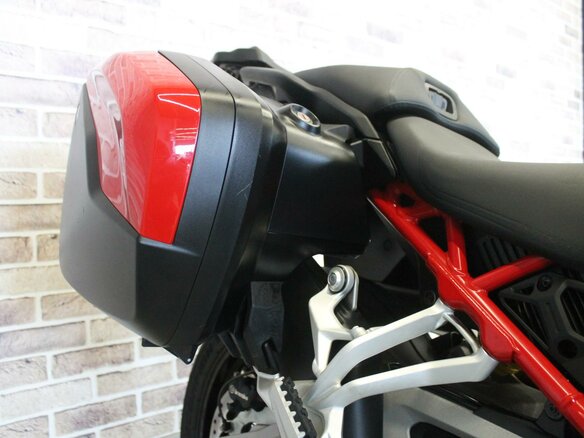 2021 Ducati Multistrada V4, красный, 2199000 рублей - вид 14