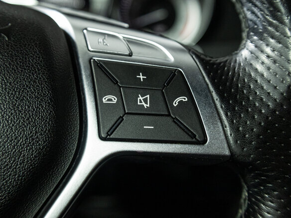 2011 Mercedes-Benz C-Класс 200 III (W204) Рестайлинг, чёрный, 1199585 рублей - вид 14